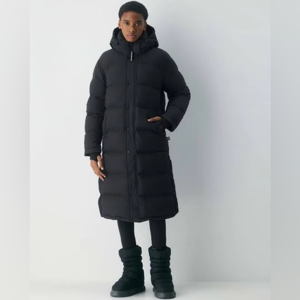 Aritzia Super Puff Long Parka